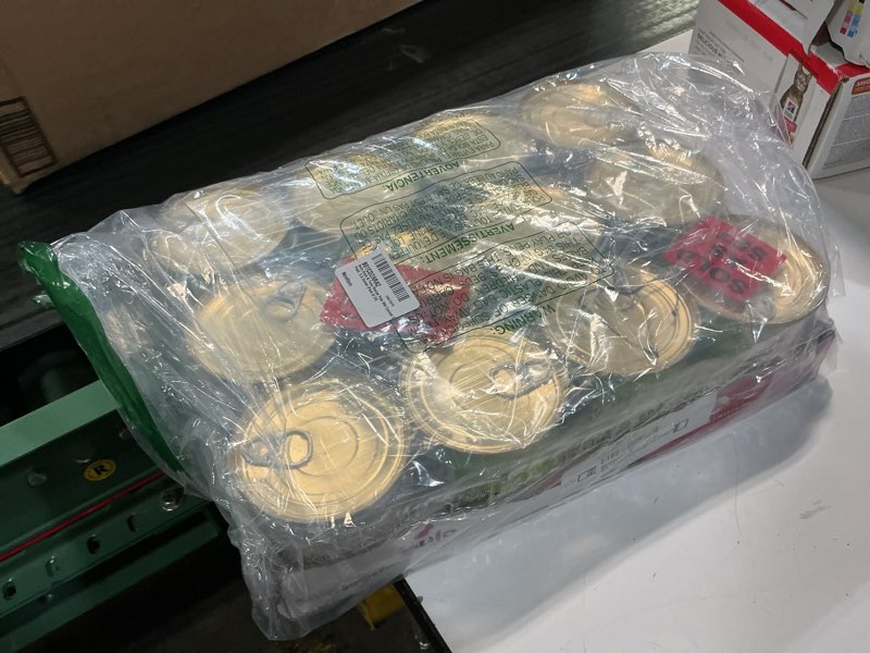 Condition photo showing New/Like New for (best by:3/oct/28) nulo duck & tuna recipe pate wet canned cat food, 5.5 ounce (pack of 24) duck & tuna 5.5 ounce (pack of 24)