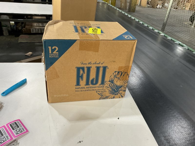 12 pack FIJI water