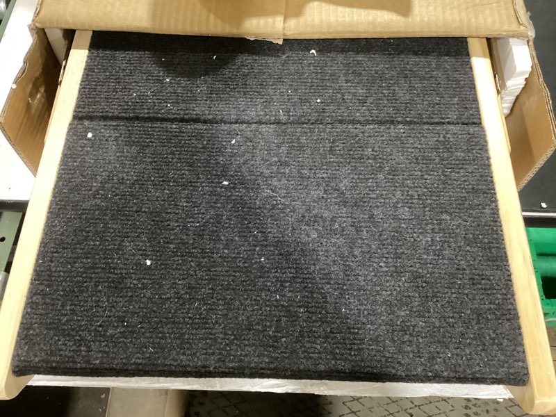 Condition photo showing Good Condition for mewang wood pet stairs & ramp for small/medium dogs and cats, aging pets – 2-in-1 foldable, portable, non-slip pet ladder for tall beds, couches,cars–holds up to 220 lbs (31.5" l x 17.2" w x 25.0" h) 4 steps – for standard & high beds (23–31 in) 1 31.5" l x 17.2" w x 25.0" h