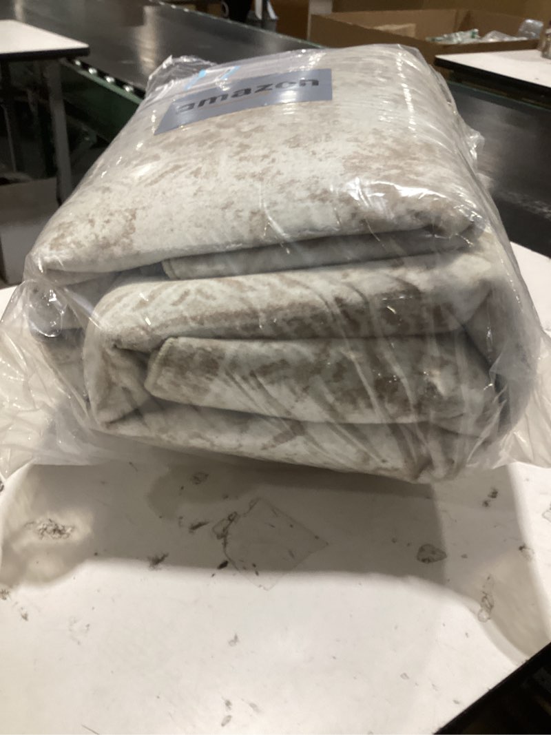 Condition photo showing Good Condition for area rug 8x10 living room rug, machine washable vintage distressed medallion rug non-slip soft low pile large indoor rugs for bedroom kitchen dining room office(beige,8'x10') beige 8' x 10' (rectangular)