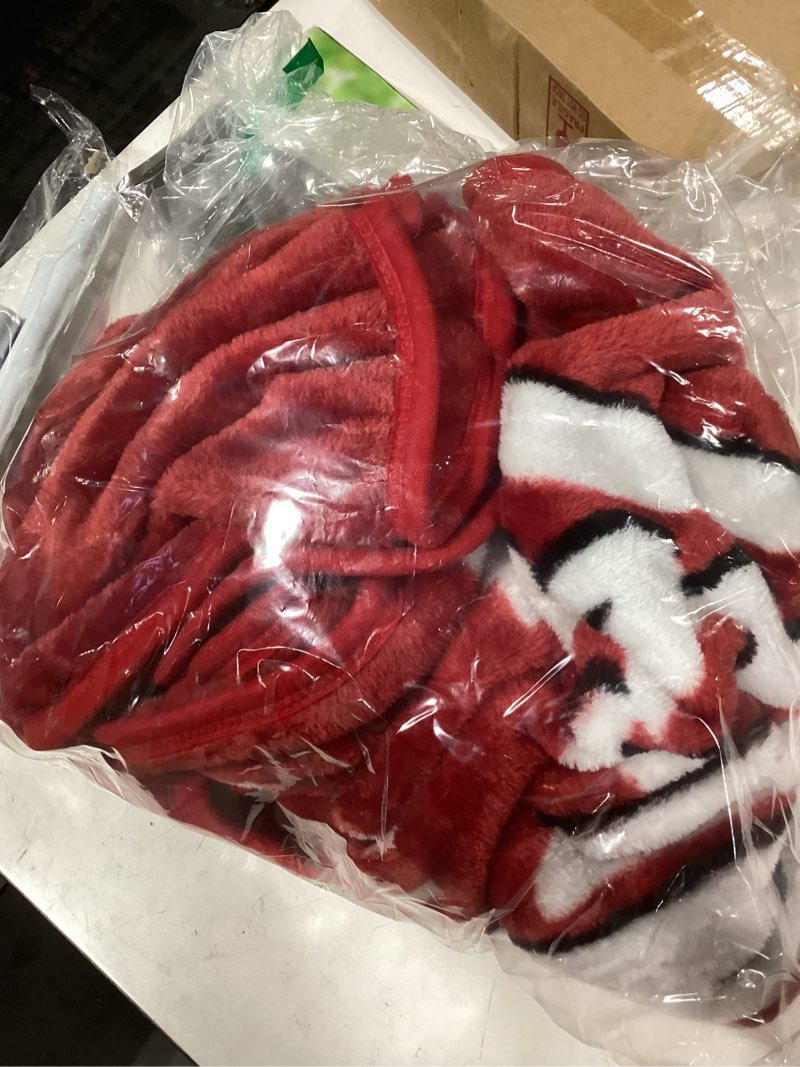 Condition photo showing Good Condition for Northwest NCAA Unisex-Adult Raschel Throw Blanket Alabama Crimson Tide 50" x 60" Signature