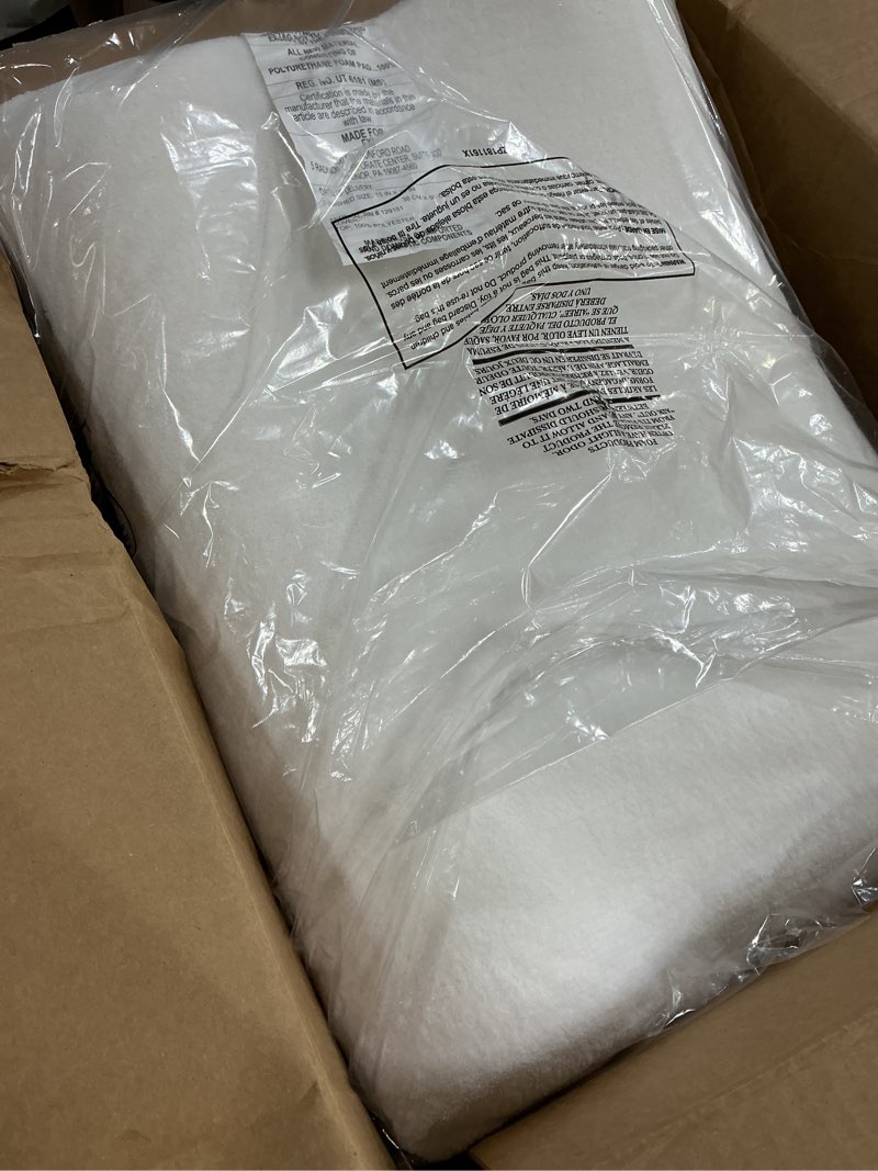 Condition photo showing New/Like New for ergo neck pillow, large profile, white