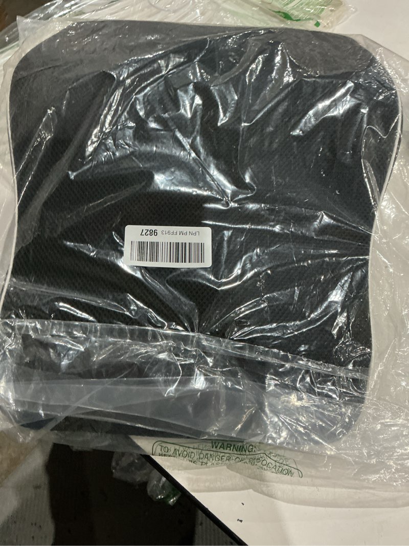 https://lotting-media.assets.bidfta.com/lotting_d6a00cbc-2724-4681-8af2-d9f21a164e8c