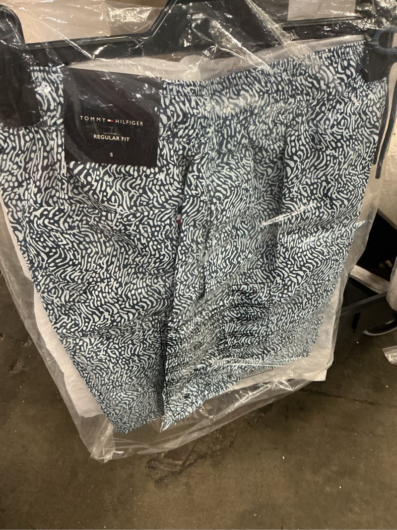 Condition photo showing New/Like New for (size s) tommy hilfiger men's print drawstring 5" swim trunks