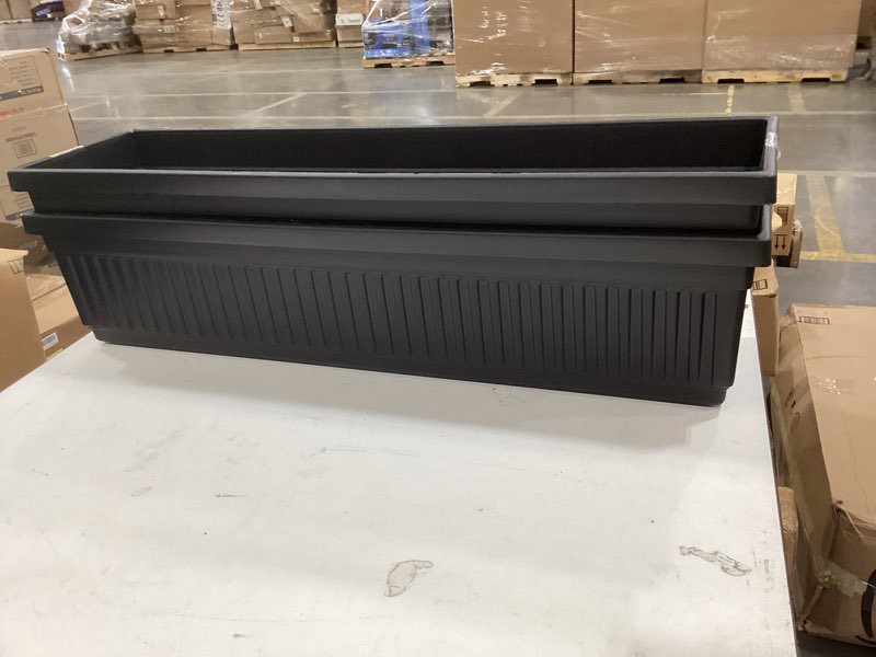 the hc companies 30 inch venetian window planter box with drainage plug, lightweight uv-resistant pl