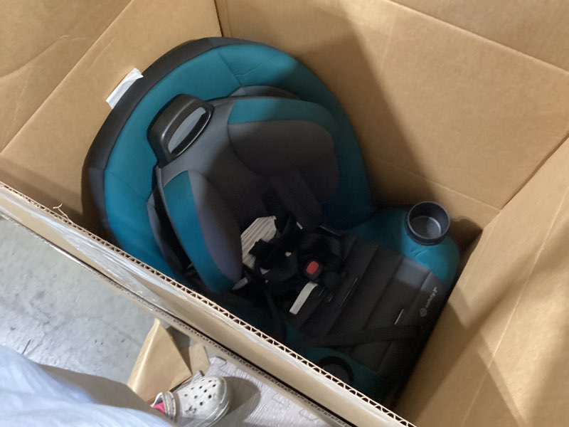 Condition photo showing Good Condition for safety 1st ellaris 3-in-1 convertible car seat, slim fit design, rear & forward-facing, 5-position headrest, 3-across fit, travel-friendly with machine-washable seat pad, peacock blue