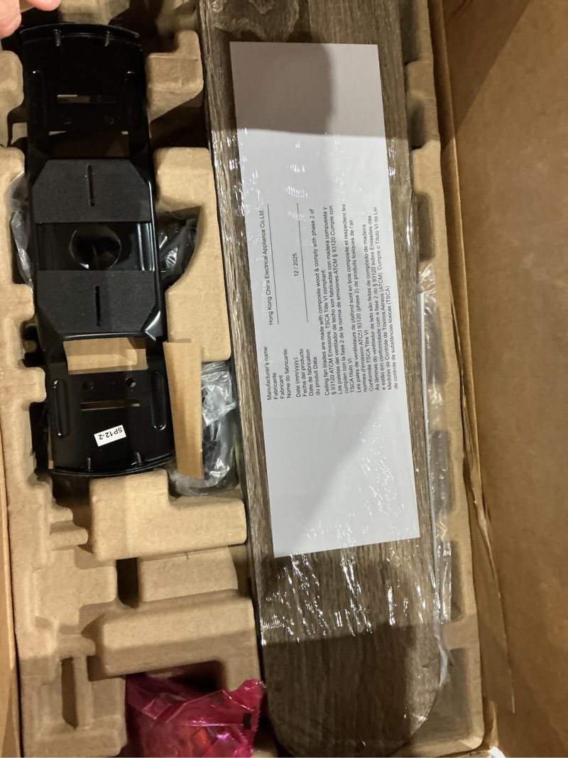 Condition photo showing New/Like New for harbor breeze armitage 52-in matte black with black/cocoa blades led indoor flush mount ceiling fan with light (5-blade)