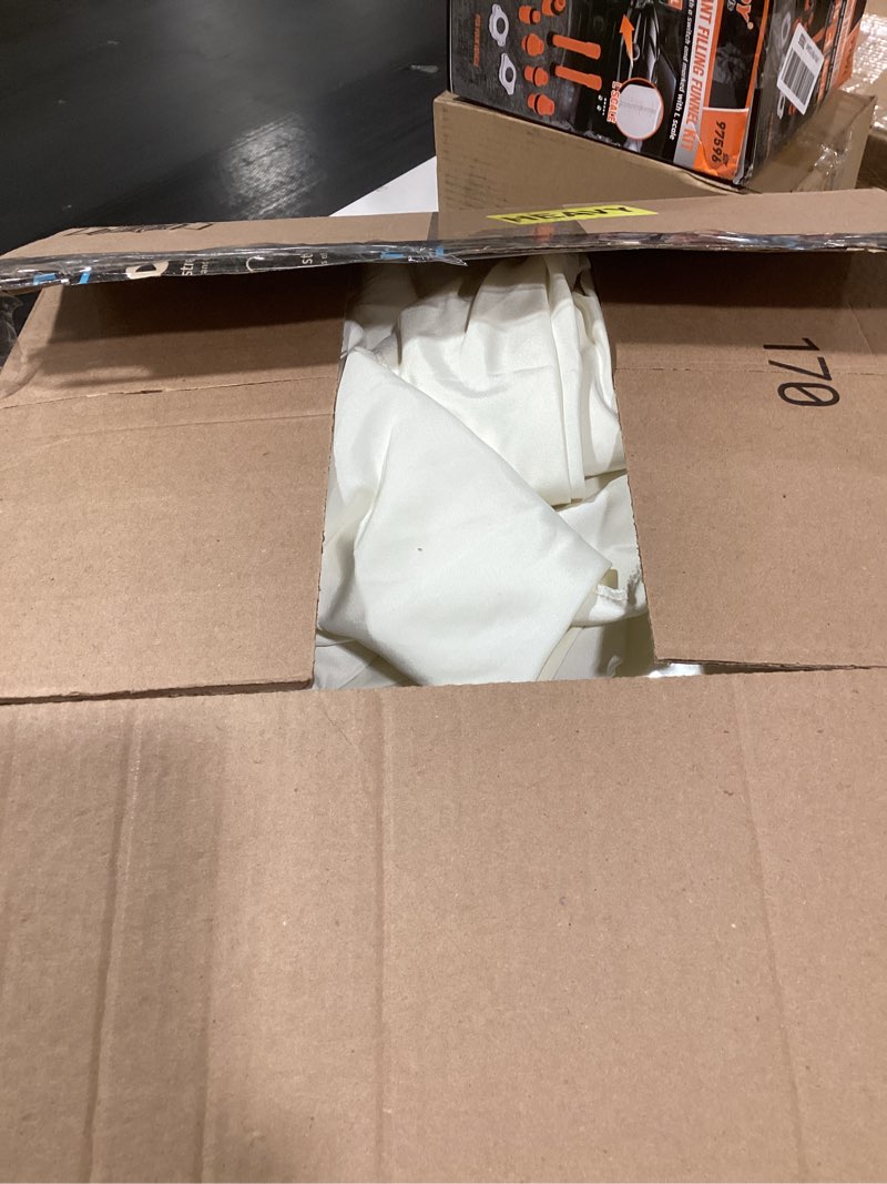 Condition photo showing Good Condition for 10 Pack Ivory Round Tablecloths - 90 Inch, Polyester Table Cover, Stain and Wrinkle Resistant Washable Fabric Table Cloths for Wedding Banquet Parties Ivory 10 Pack 90 Inch Round