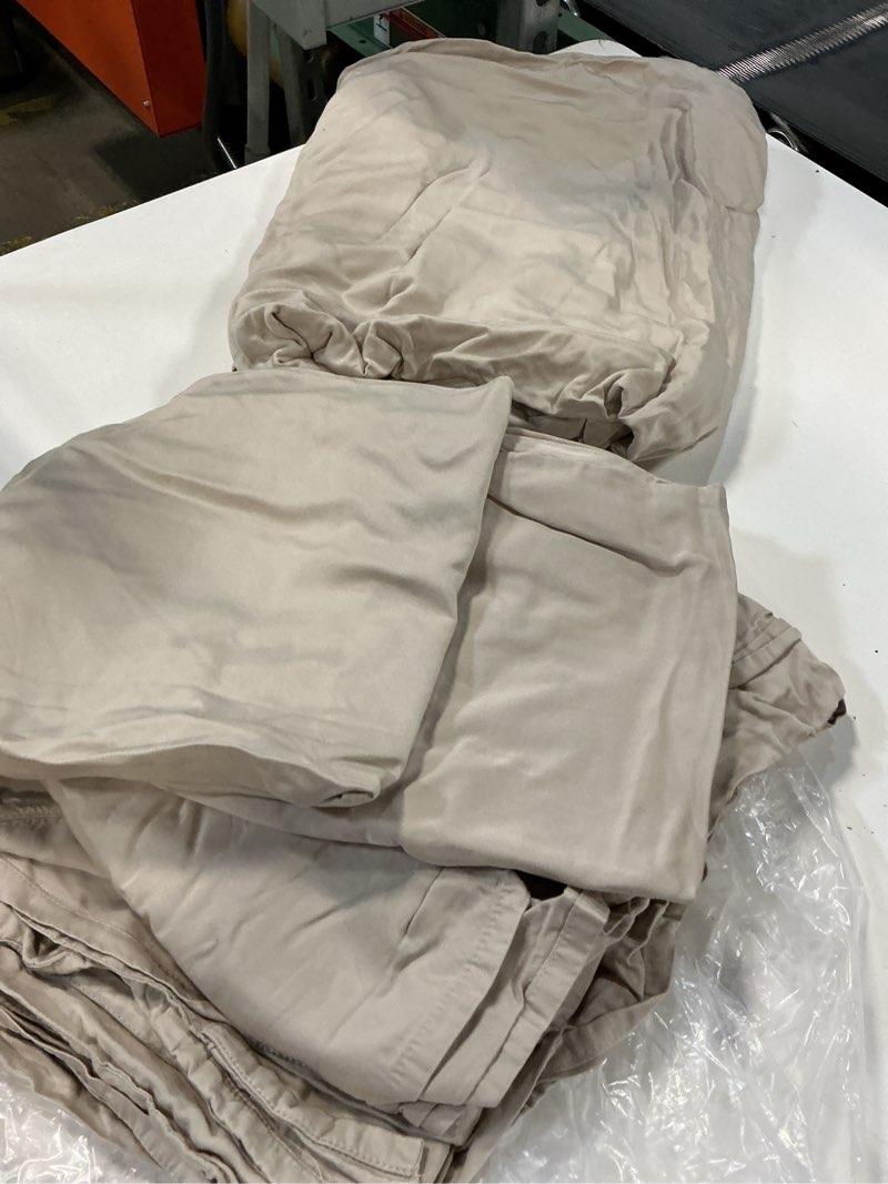 Condition photo showing As Is for bamboo sheet set, king, sand