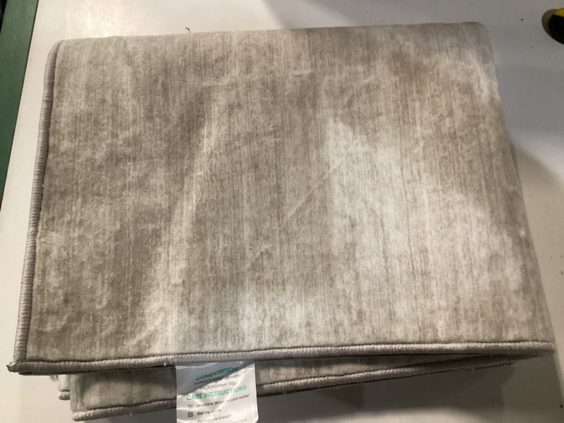 Condition photo showing Good Condition for art&tuft runner rug 2x5 non-slip - low-pile washable runner rug for hallway, soft distressed carpet runner for bedroom bathroom kitchen laundry living room, beige stripe-beige 2' x 5'