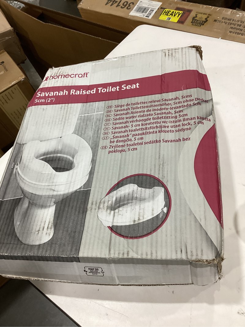 Condition photo showing Good Condition for raised toilet seat
