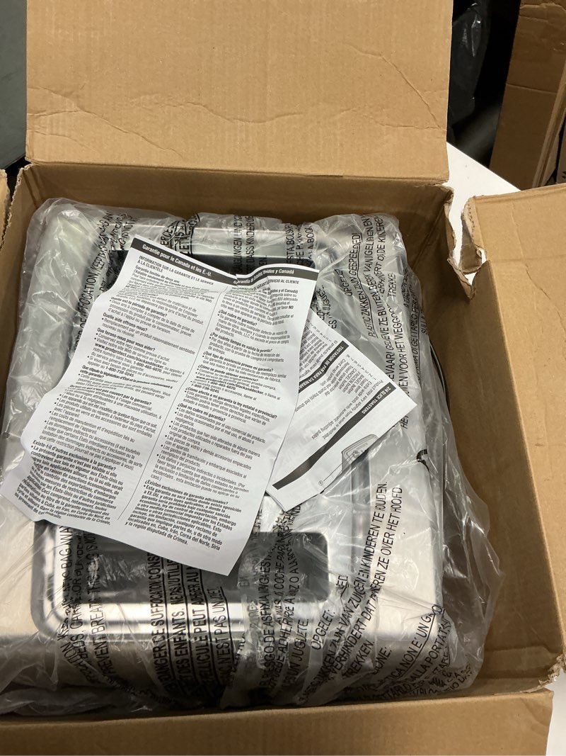 Condition photo showing Good Condition for BLACK+DECKER 4-Slice Toaster, Stainless Steel, TR4900SSD