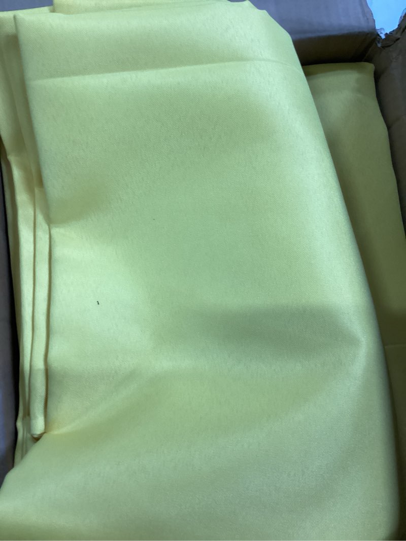 Condition photo showing Good Condition for fitable 6 pack yellow rectangle table clothes - 90 x 132 inch - wrinkle and stain resistant fabric tablecloths, washable polyester table covers for wedding, party, banquet, formal events yellow 90x132 in, 6 pack
