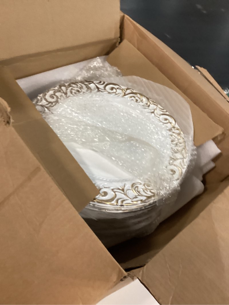 Condition photo showing Good Condition for Zhehao 50 Pcs Antique Charger Plates Bulk 13 Inch Embossed Rim Plastic Decorative Round for Dinner Wedding Party Event Table Setting Decoration(White)