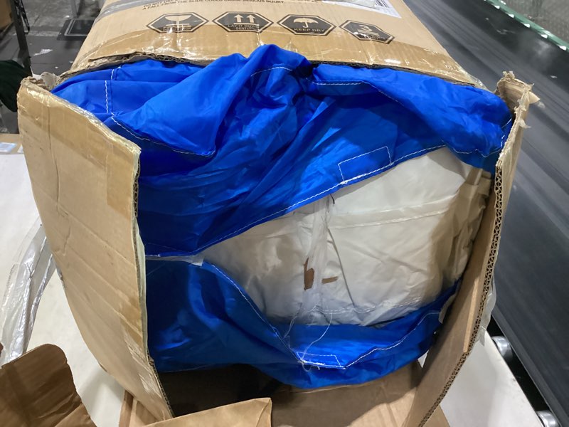 Condition photo showing Good Condition for inflatable white bounce house for kids with ul blower-portable, large ball pool and jump space 3in1 bouncy castles a spacious joy-room bounce house for kids 3-12 (oxford material-13' l x 8' w x 8' h)