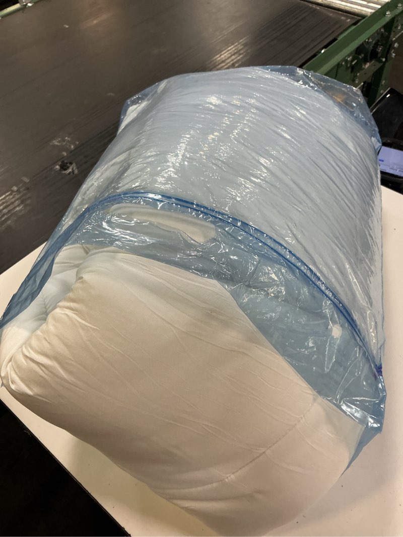 Condition photo showing Good Condition for chokit queen mattress topper, extra thick pillow top mattress pad for back pain relief, cooling bed topper mattress cover with 8-21 inch deep pocket white queen