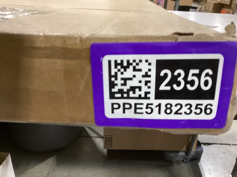 https://lotting-media.assets.bidfta.com/lotting_d6ce2547-35fe-4690-82e7-a89515ae9f2a