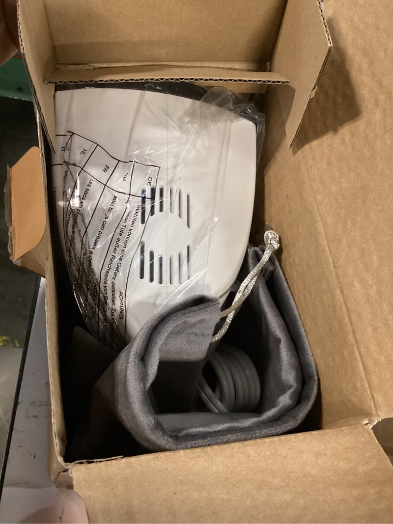 Condition photo showing Good Condition for lyrifine vacuum steamer for clothes, 3500pa suction clothes steamer handheld, 2-in-1 steamer&iron garment steamer, 3 modes& 360° leak-proof technology fabric steamer for wrinkle removal (for 110-120v) 160ml