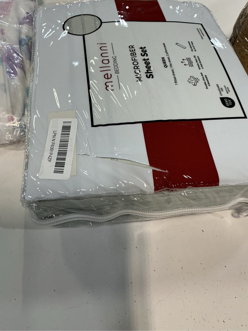 Condition photo showing New/Like New for mellanni queen sheets set - 4 pc iconic collection bedding - hotel luxury, extra soft, cooling bed sheets - wrinkle, fade, stain resistant (queen, spa mint) 1284 spa mint queen