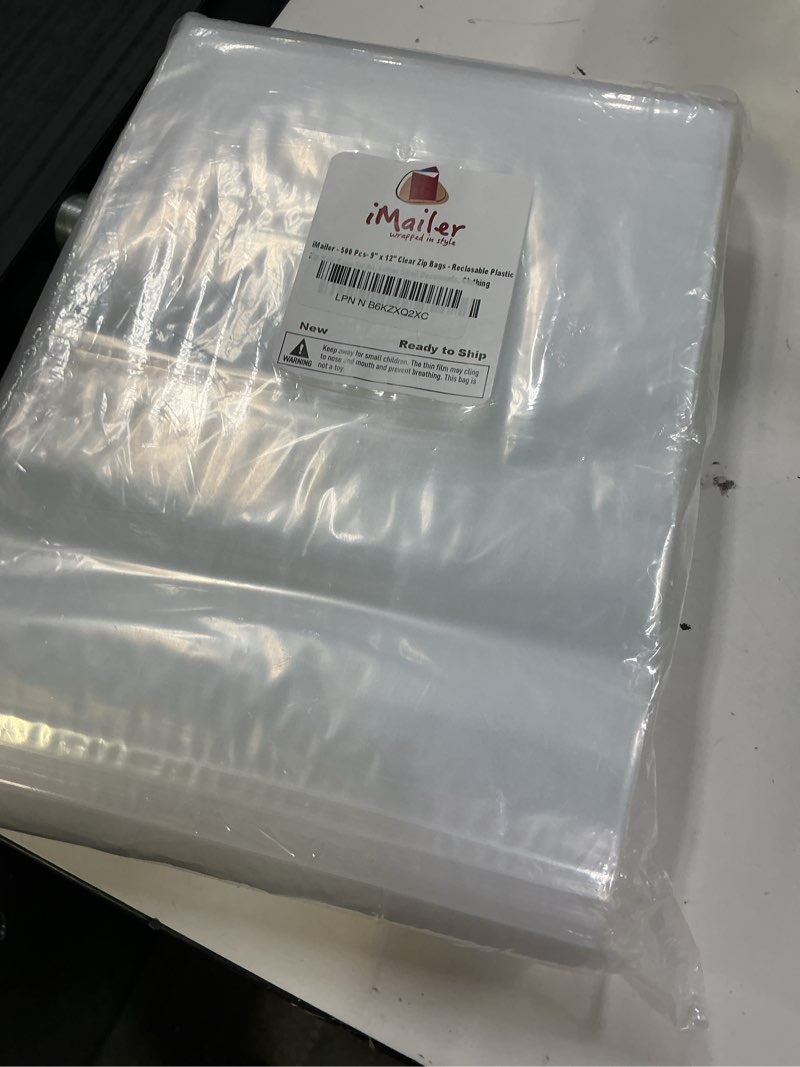 Condition photo showing New/Like New for imailer - 500 pcs- 9" x 12" clear zip bags - reclosable plastic zip poly bags for a4, letter sized documents, clothing