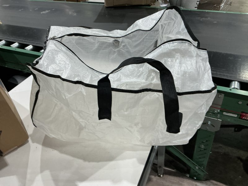 Condition photo showing Good Condition for 8)))storage bags clear