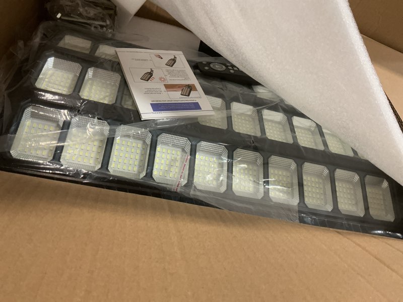 Condition photo showing Good Condition for Deepn Solar Lights Outdoor 9000W, Commercial Grade Street Lights for Outside, Solar Parking Lot Lights, Dusk to Dawn LED Security Flood Light Motion Sensor with Remote Control, LA078W, 1 Pack