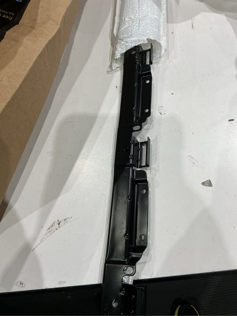 Condition photo showing Good Condition for munirater cab rear door sill panel bracket replacement for 1999-2006 silverado sierra 15177753