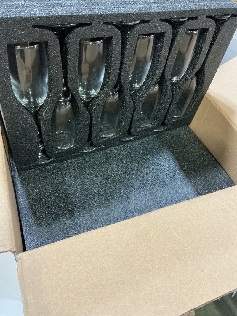 Condition photo showing Good Condition for sun gkotta 16pcs champagne flutes glasses?6.7oz champagne flutes bulk with classic design,long stem 