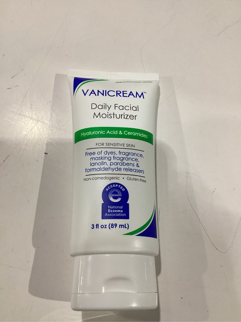 Condition photo showing New/Like New for vanicream daily facial moisturizer with ceramides and hyaluronic acid - formulated without common irritants for those with sensitive skin, 3 fl oz (pack of 1)