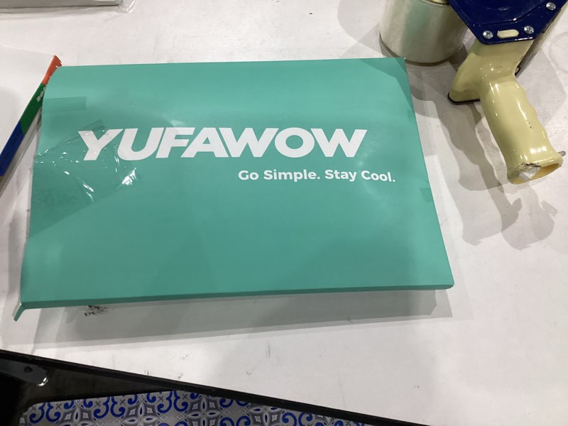 Condition photo showing As Is for yufawow go simple. stay cool. size 2xl