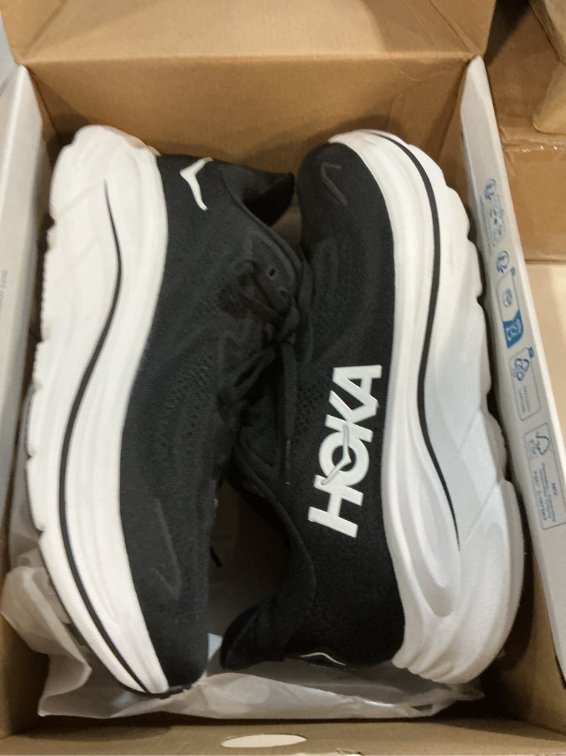 Condition photo showing Good Condition for ((size 9 d))hoka men's clifton black/white