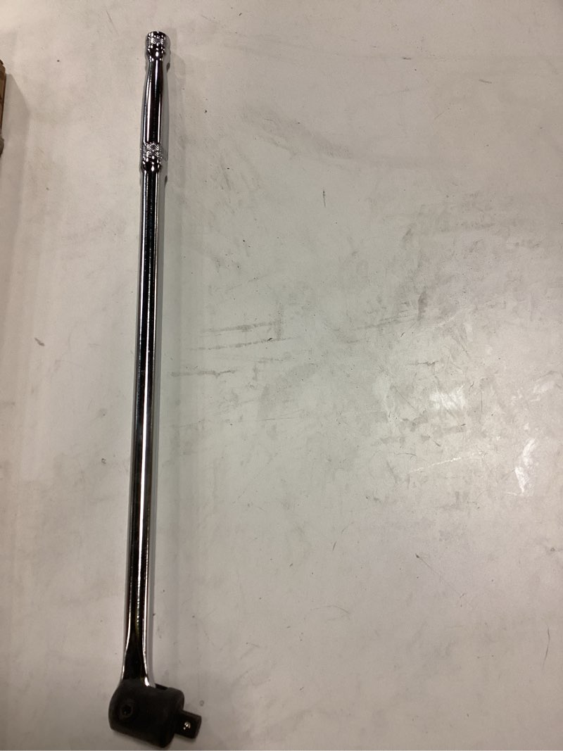 Condition photo showing Good Condition for MichaelPro 3/8-Inch Drive x 18-Inch Extension Breaker Bar, Premium Cr-V Steel | MP007005 (3/8" Drive x 18-Inch)