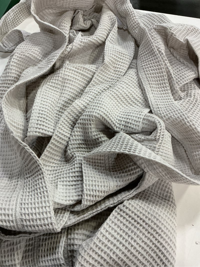 Condition photo showing Good Condition for (size:l)quince organic turkish waffle robe