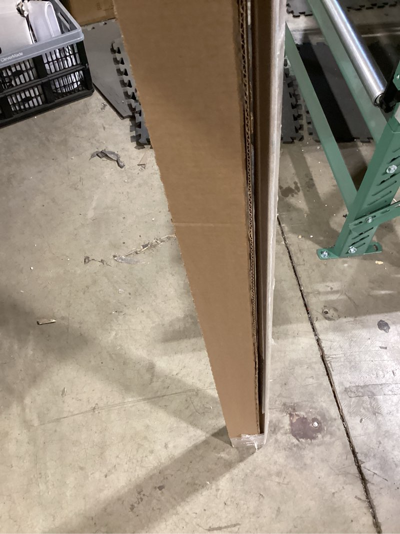 Condition photo showing New/Like New for Project Source Glenwood 3/4-in T x 2-1/4-in W x 78.7-in L Prefinished Laminate wood Stair Nosing Floor Moulding Trim Similar item 