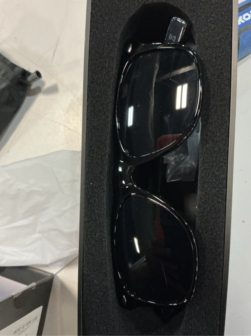 Condition photo showing Good Condition for bluetooth smart glasses for men women, unisex intelligent sunglasses with open ear music audio hand-free calling aac speaker, great present for friends family g05c