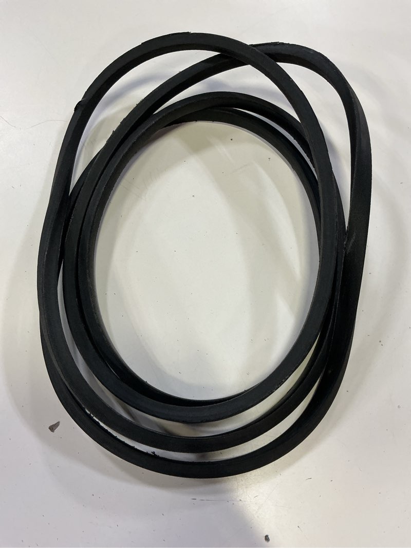 Condition photo showing Good Condition for large seal, 40 inch diameter, 1/2\" x 1/4\" size, neoprene  5/8148.25