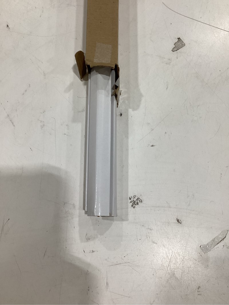 Condition photo showing Good Condition for 22 inch f14t5/dl led replacement bulbs, 6500k daylight, t5 led 9 watts replace fluorescent bulb with led, replacement tube for counter and cabinet fixture, 4 pack 6500k daylight 4 pack