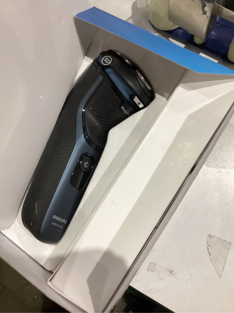 Condition photo showing As Is for Philips Shaver for Men Series 3000 Rechargeable Wet/Dry Mens Electric Shavers Electric Razor for Men- Modern Steel Metallic