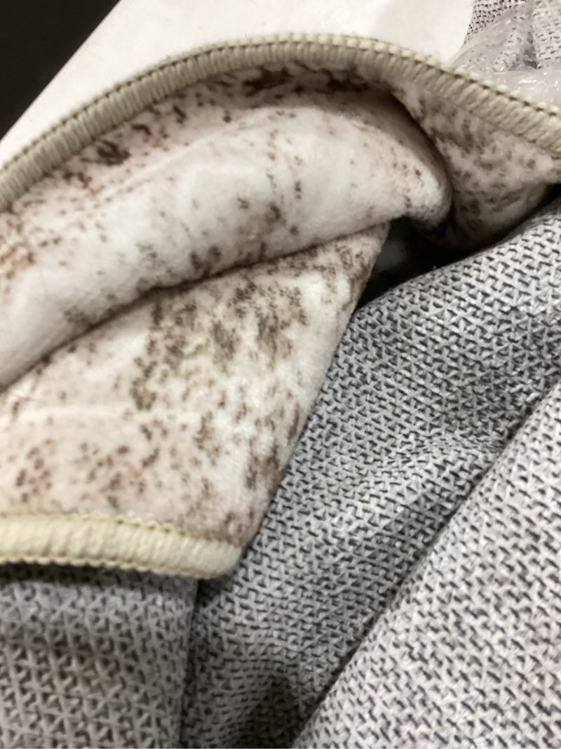 Condition photo showing New/Like New for Oeko Tex Carpet