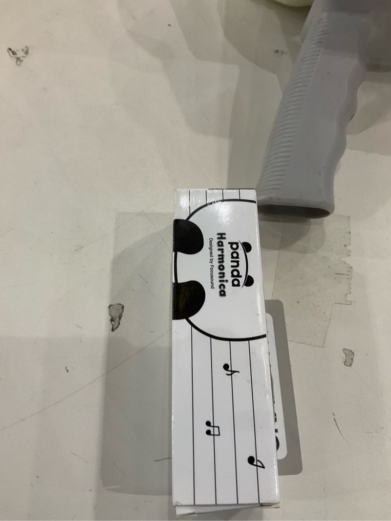 Condition photo showing New/Like New for Focusound Panda Harmonica for Kids, Diatonic Key of C, Smooth Rounded Edges