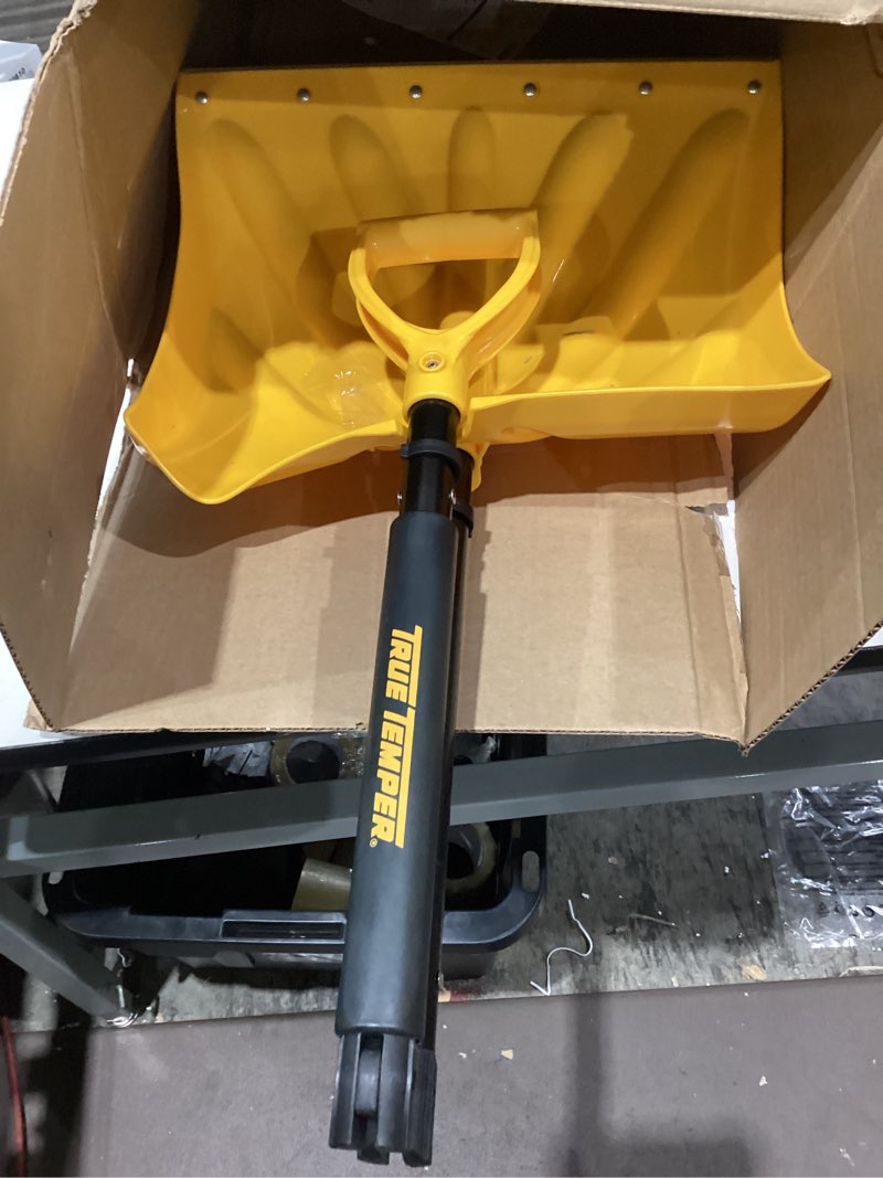Condition photo showing Good Condition for true temper 18" poly folding snow shovel, convenient storage, collapsible, compact for cars or camping