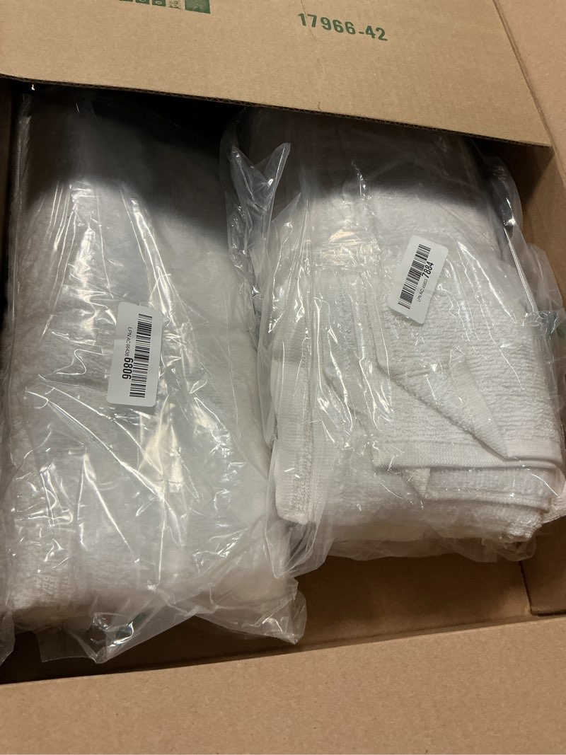 Condition photo showing Good Condition for dan river 12 pack wash cloths for showering [12x12] - 100% cotton washcloths premium quality flannel face cloths for bathroom, highly absorbent and soft feel wash clothes, white wash cloth (pk 12) - 12x12 brilliant white