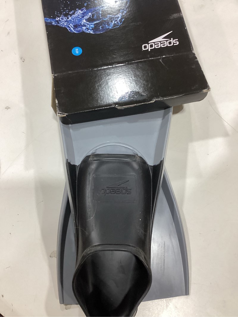 Condition photo showing As Is for Speedo Unisex Long Blade Rubber Swim Training Fins - Adult Size
