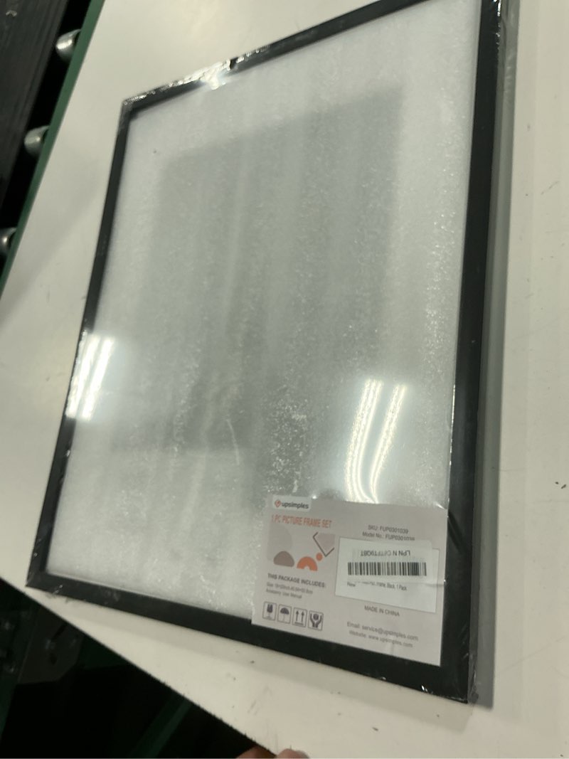 Condition photo showing Good Condition for upsimples 16x20 picture frame, display pictures 11x14 with mat or 16 x 20 without, wall hanging poster frame, black, 1 pack black 16x20