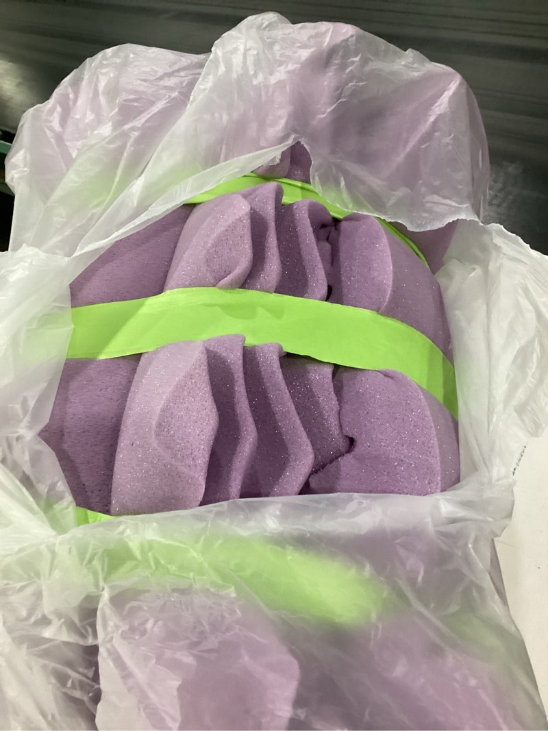 Condition photo showing Good Condition for purple mattress topper