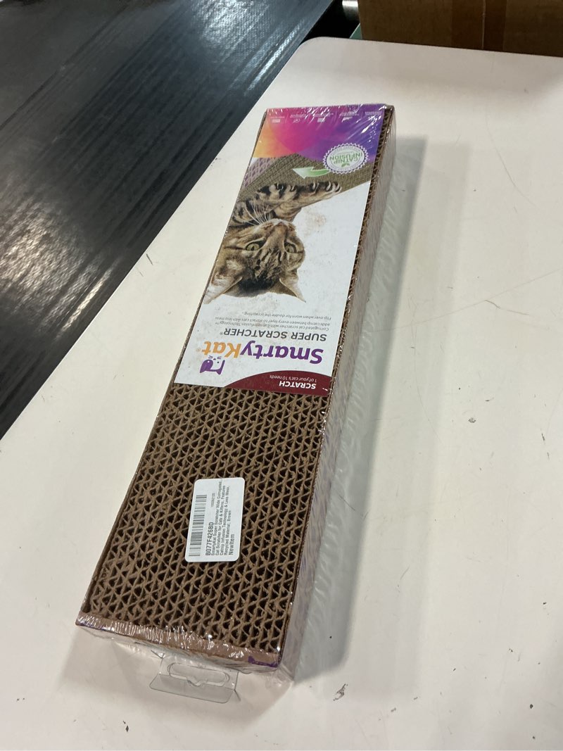 Condition photo showing New/Like New for smartykat super scratcher wide corrugated cat scratcher for cats & kittens, features catnip infusion technology & less mess, recycled material, brown super scratcher (single wide) 4-pack