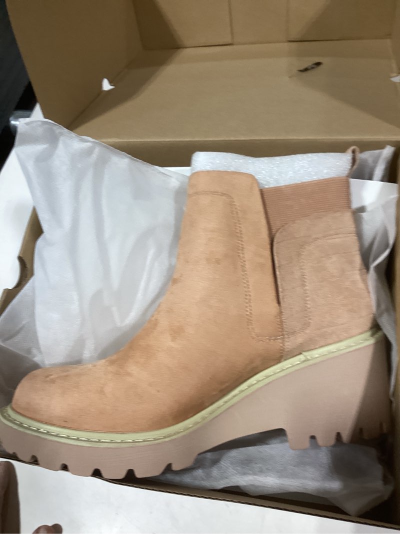 Condition photo showing Good Condition for Trish Lucia Womens Platform Lug Sole Chelsea Boots Ankle High Chunky Block Heel Non-Slip Suede Leather Slip on Combat Fashion Booties 8.5 Light Brown