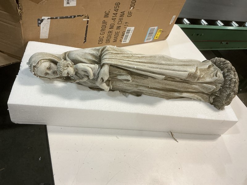 Condition photo showing Good Condition for avalon gallery outdoor sculpture - marian garden collection for home or church, 23" tall, madonna with child