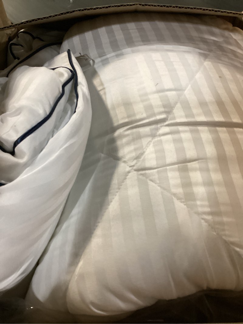 Condition photo showing As Is for BEDLORE Queen Mattress Topper, Thick Pillow Top Bed Cover for Back Pain Relief, Soft Mattress Pad with Deep Pockets 6-18 inch