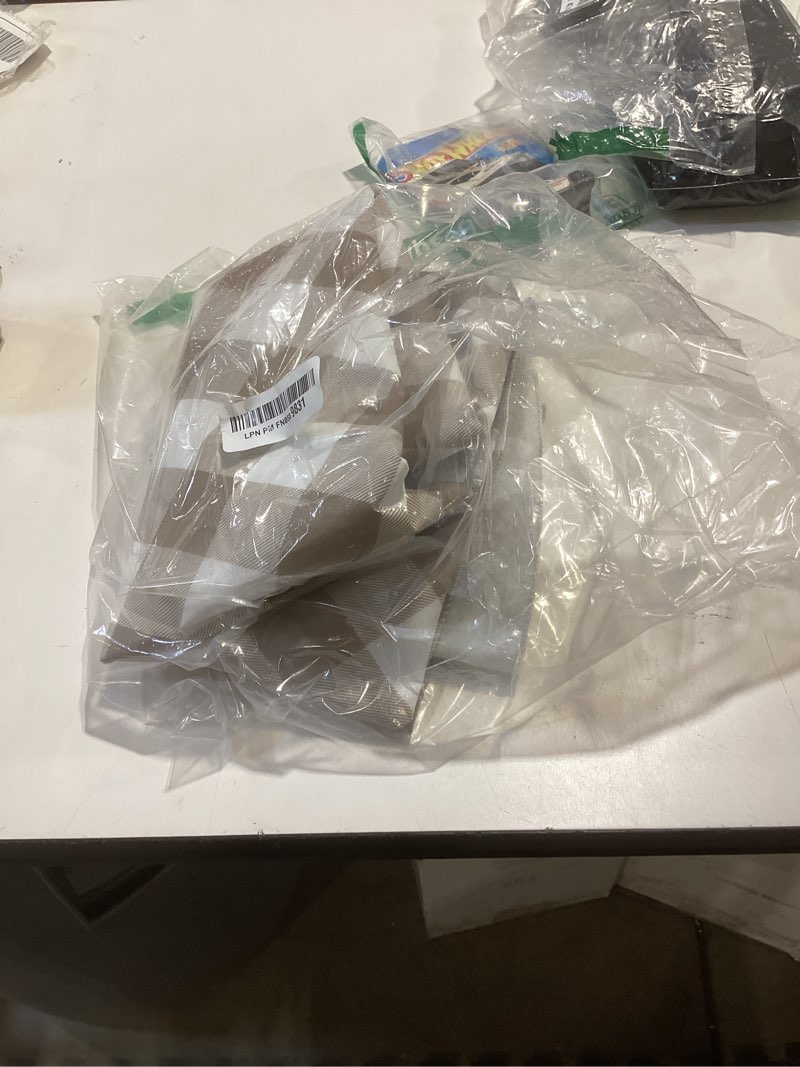Condition photo showing Good Condition for misaya round waterproof vinyl table cloth, buffalo flannel backed tablecloth, wipeable plastic table cover for dinner, kitchen, picnic (60", khaki and white) 60" (round) khaki and white 1